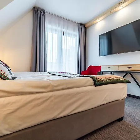Goralskie Aparthotel *